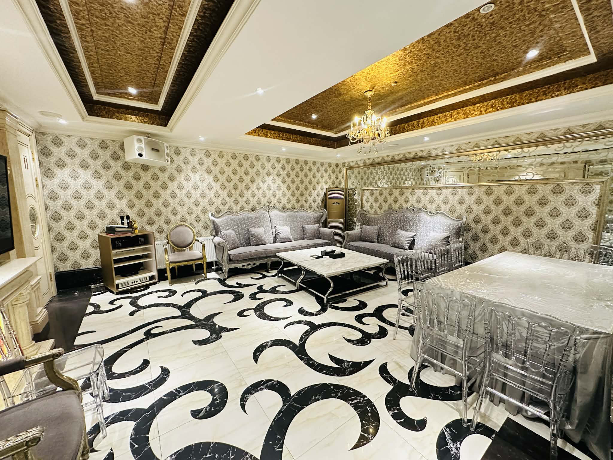 Galaxy Room